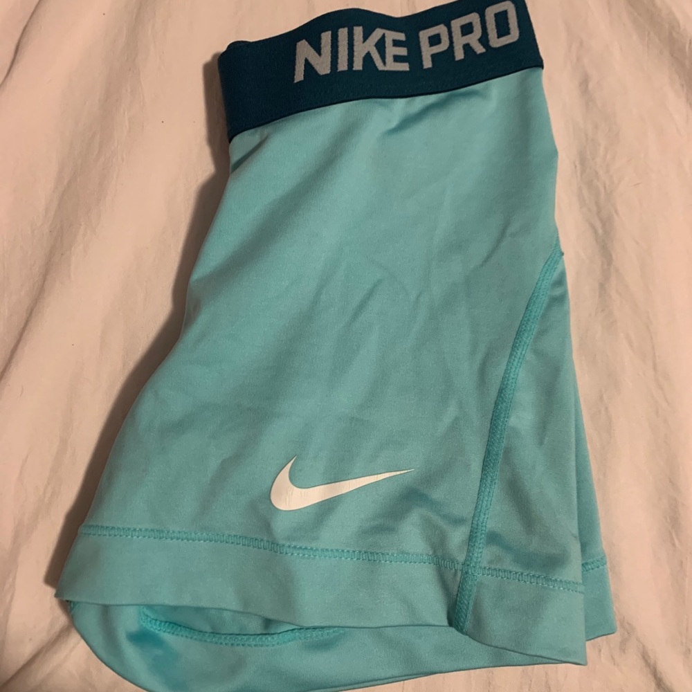 NIKE PROS